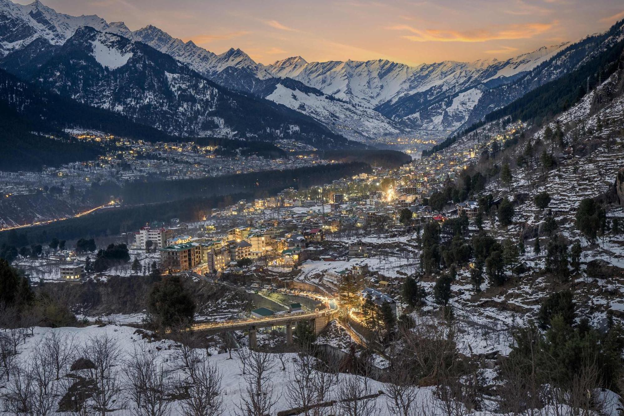 Echor Himalayan Aurum Manali, Heating & Cooling エクステリア 写真